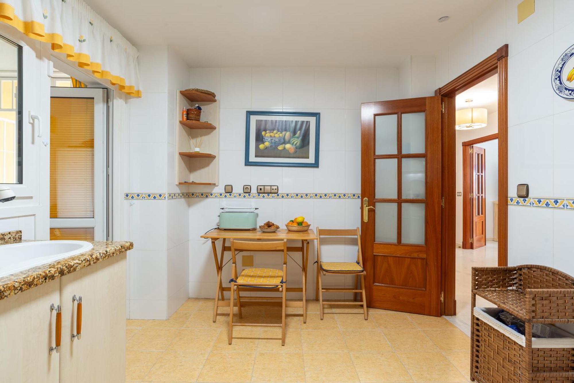 Villa Valentina - Renovated On Los Alamos Beach Torremolinos Dış mekan fotoğraf