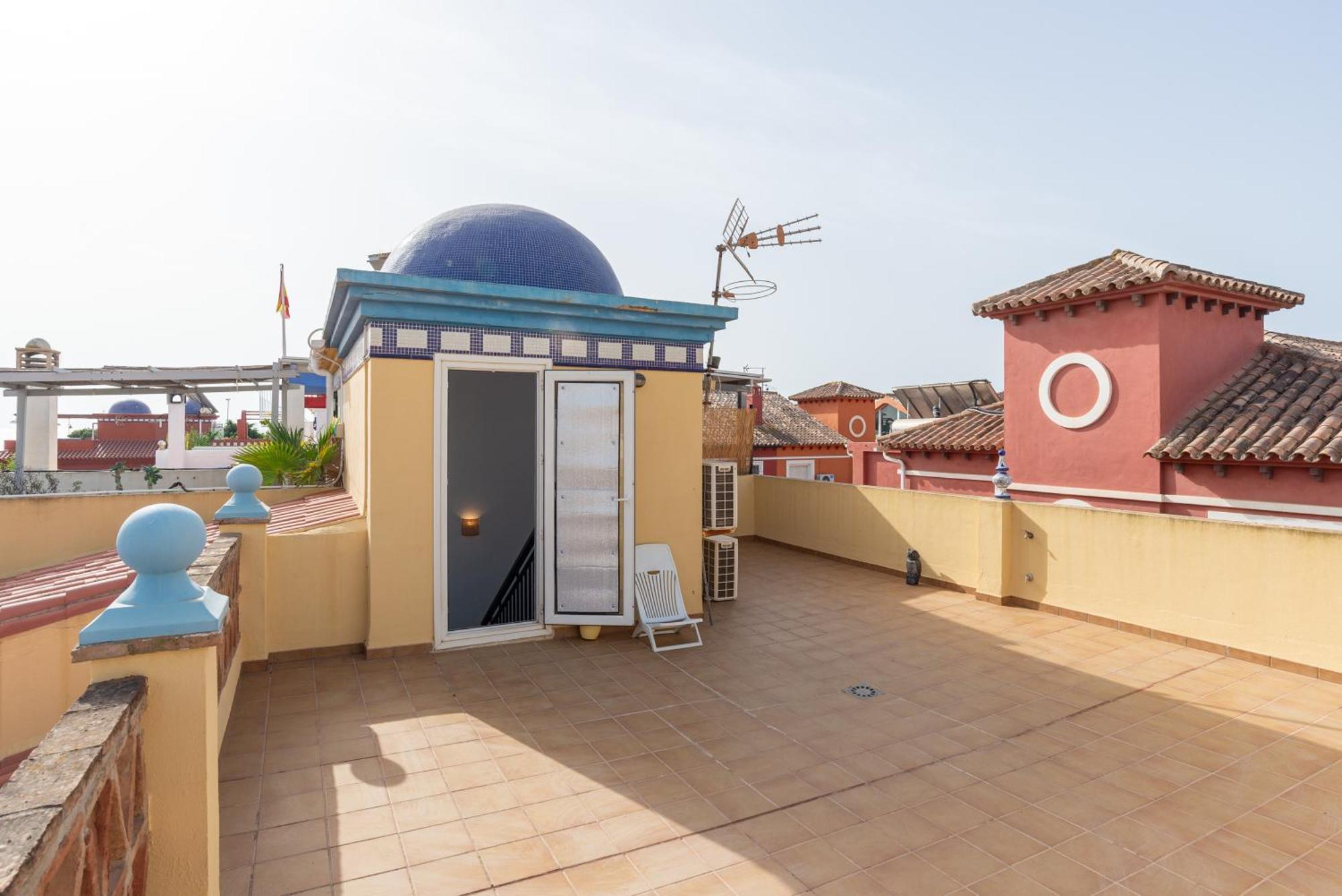 Villa Valentina - Renovated On Los Alamos Beach Torremolinos Dış mekan fotoğraf